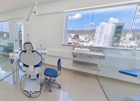 A Unex Jequié oferece uma Clínica de Odontologia para prática dos alunos do curso