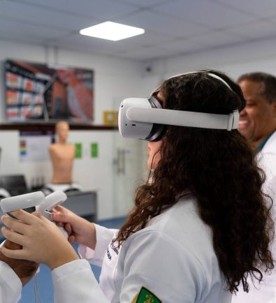 Aplicações da Realidade Virtual na Área Médica: Inovação e Possibilidades para o Futuro