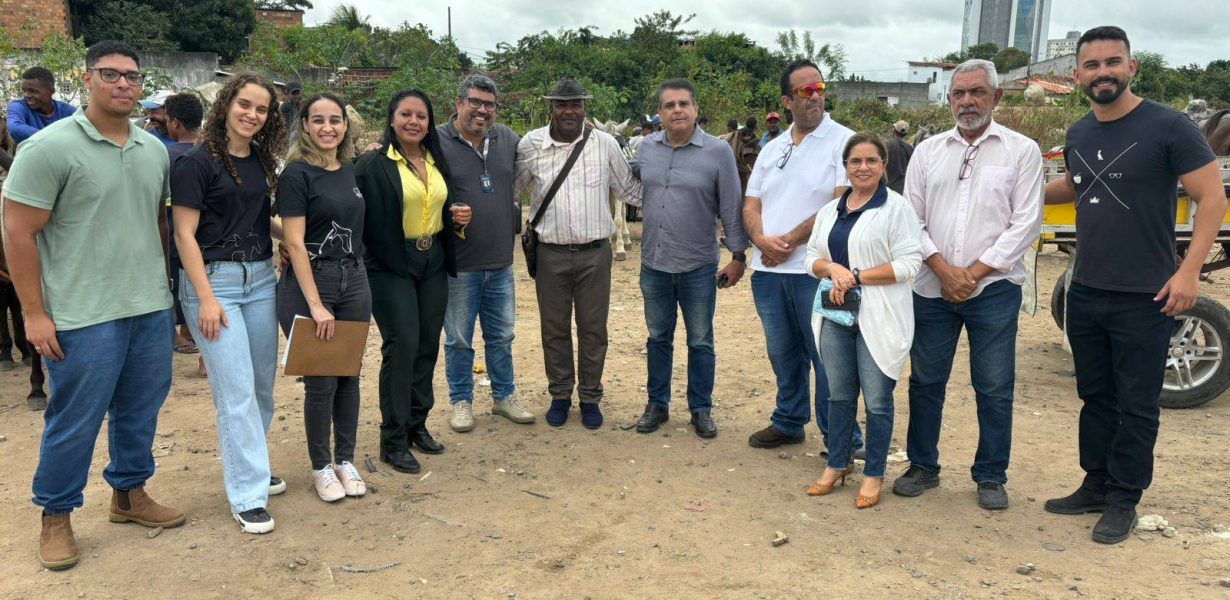 Estudantes de Medicina Veterinária da Unex participam de ação em parceria com a Prefeitura de Feira de Santana